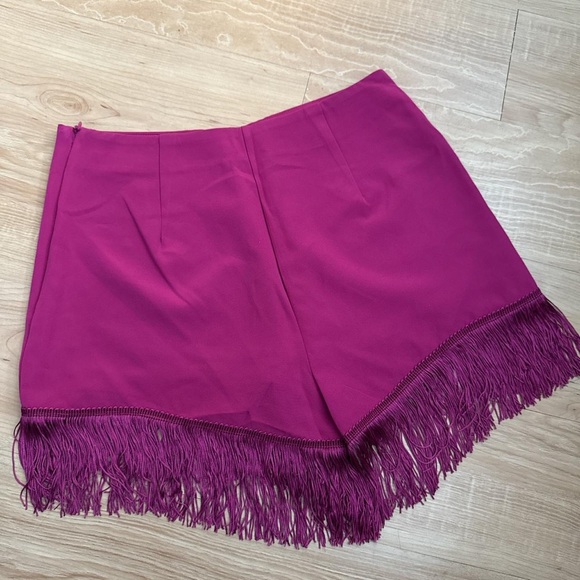NEW! Rodeo Chic Western Boho Pink Fringe Trim Shorts - Picture 3 of 4